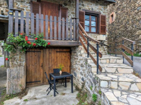 Gîte au cœur du village médiéval de Saint-Ilpize - FR-1-582-93